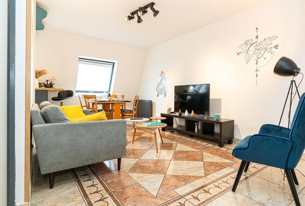 * * Le Duplex Des Cigognes * * Appartement Hoenheim