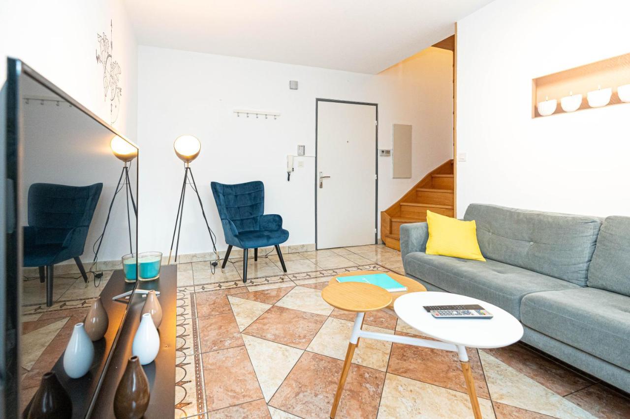 * * Le Duplex Des Cigognes * * Appartement